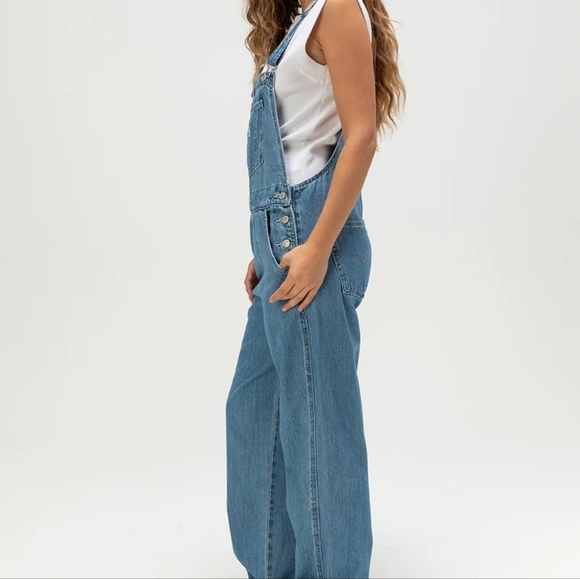 Levi's Premium Vintage Denim Overalls $128 - Picture 3 of 10